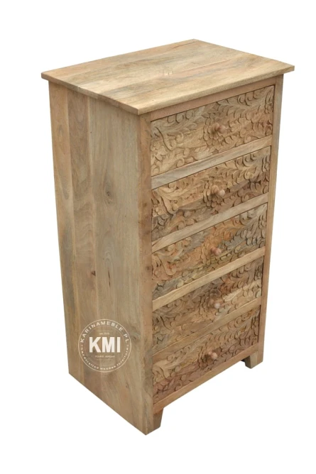 komoda z szufladami w stylu boho rzeźbione fronty florystyczne matowy wosk skos