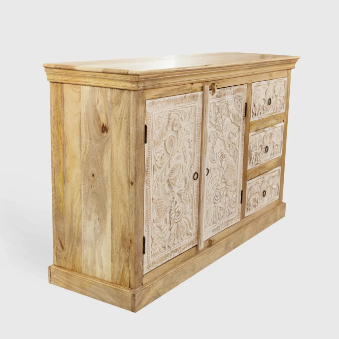 komoda z litego drewna mango 150x45x90 widoczny naturalny odcień boku obudowy i mocne usłojenie skos