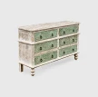 komoda indyjska 145cm 6 szuflad rzeźbione fronty motyw florystyczny zielona farba shabby chic skos