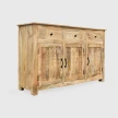 komoda drewniana monsoon z rzezbionymi frontami widok pod katem z lewej meble boho