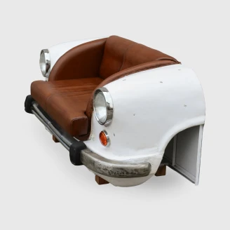 industrialna sofa stary samochod
