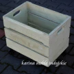 meble vintage- skrzynka na kółkach 
