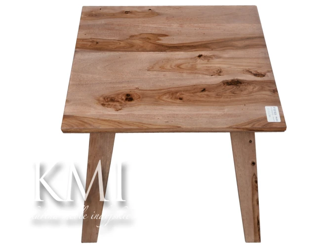 meble z jasnego palisandru | stolik w skandynawskim stylu