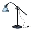 Factory – czarna, metalowa lampa biurkowa z regulowanym ramieniem i stożkowym kloszem, styl loftowy i industrialny