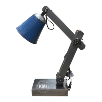Industrialna Lampa na Biurko – Metal Postarzany Styl Loft