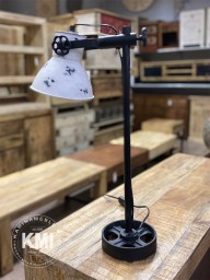 Lampa Gabinetowa Metalowa | Nowoczesna Lampa w Stylu Loft