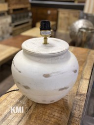 lampa stołowa drewniana postarzana bielona