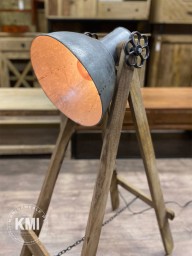 lampa stojąca loftowa industrialna drabina