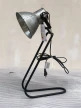 Lampa metalowa – widok z boku, klosz regulowany