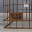 meble ręcznie robione | industrialne pufa kwadratowa "Metal Basket"