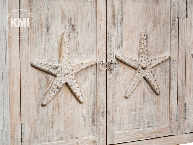 Detal postarzanego wykończenia komody STARFISH