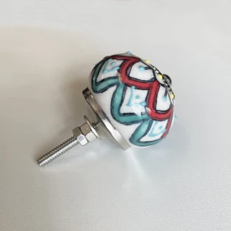 Uchwyt ceramiczny do mebli – wzór inspirowany Indiami