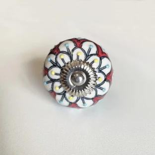 Ceramiczna Gałka Meblowa – Ręcznie Malowany Uchwyt w Stylu Orientalnym