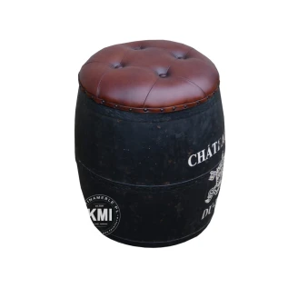 pufa w ksztalcie beczki z napisami chateauneuf du pape meble vintage