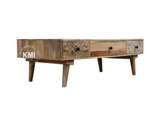 stolik kawowy Qumin z drewna mango 120x60 cm z 3 szufladami zamkniętymi