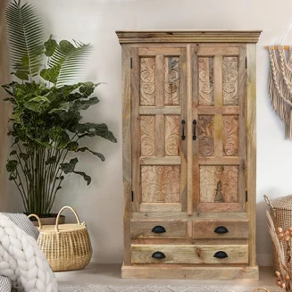 mała rzeźbiona szafa indyjska naturalna boho