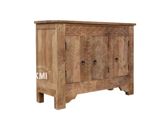 drewniana komoda rzeźbiona w stylu boho