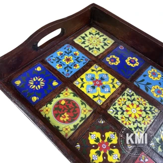 meble boho piękna drewniana taca indyjska z ceramicznymi kafelkami