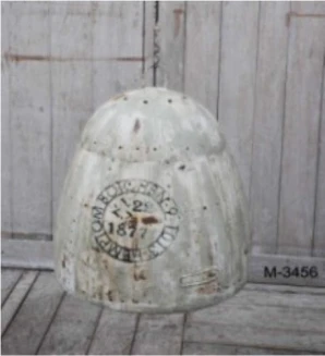 loftowa metalowa lampa szara postarzana