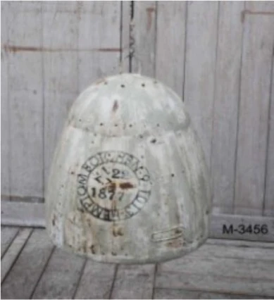 loftowa metalowa lampa szara postarzana