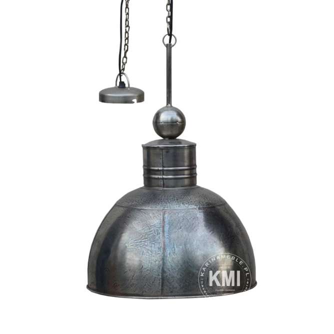 metalowa lampa loftowa na łańcuchu