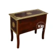 meble z litego drewna konsola orientalna zdobiona mosiądzem