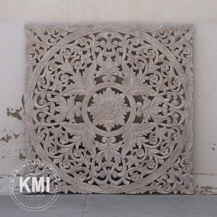 drewniany panel indyjski w stylu boho  105x105 bielony