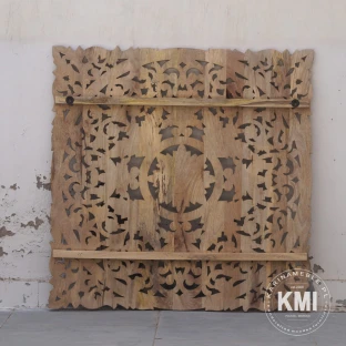 drewniany panel indyjski w stylu boho  105x105 bielony