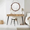 Drewniane biurko toaletka konsola z szufladami – naturalny design i funkcjonalność.