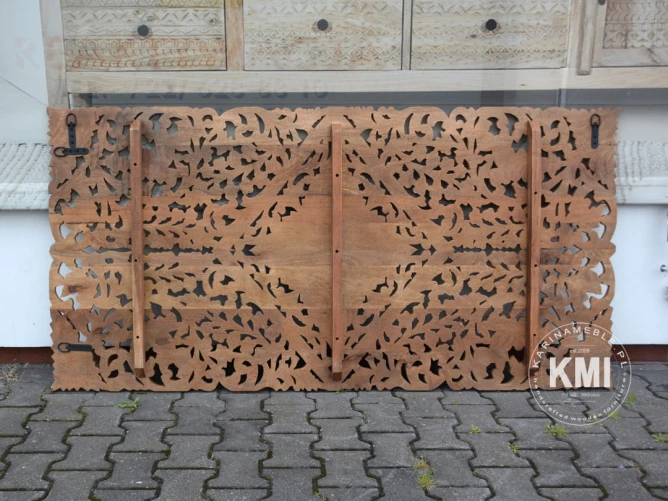 Mocowanie panelu drewnianego – solidne uchwyty do montażu na ścianie