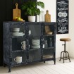 Czarna metalowa witryna loft postarzana - meble industrialne do jadalni na zastawę