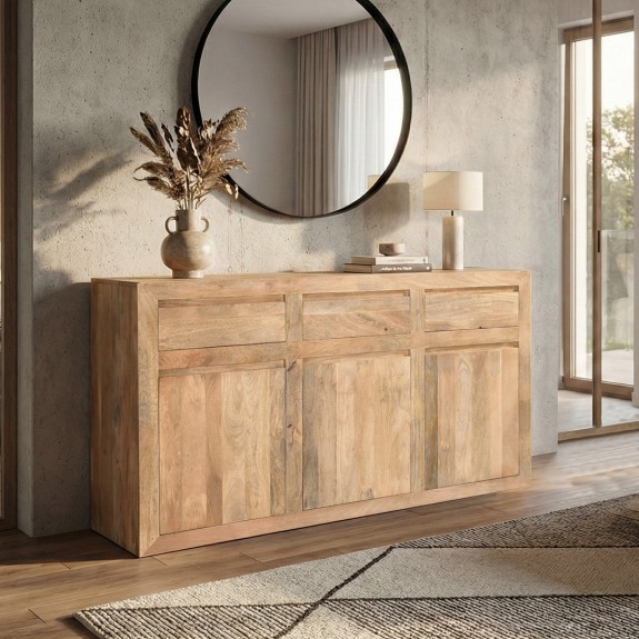Komoda mango 150 cm z 3 szufladami i 3 drzwiami. Nowoczesne meble drewniane do salonu w aranżacji loftowej