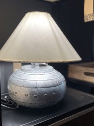 Mała Lampa Stołowa Industrialna Metalowa bez klosza | Styl Loft