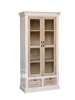 Rustykalna witryna shabby chic biała z naturalnym frontem do jadalni