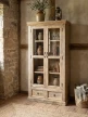drewniana witryna rustykalna 90cm w jadalni styl farmhouse drewno mango