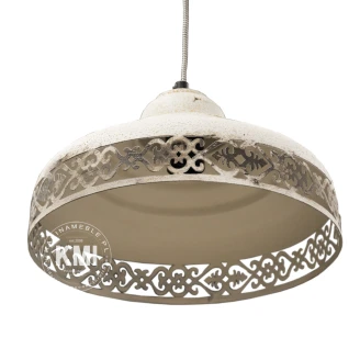 lampa wisząca metalowa ażurowa postarzana biel rustykalna