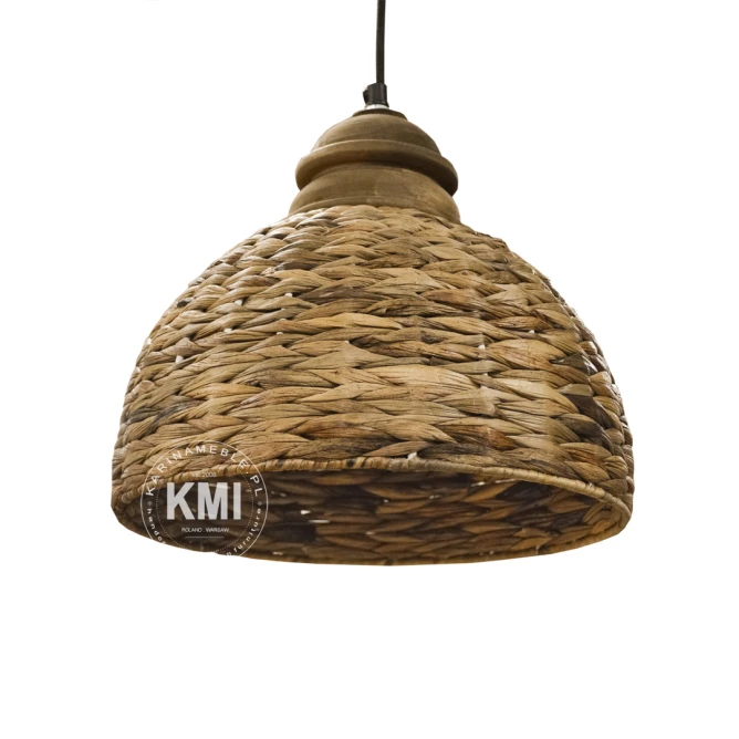 mała lampa sufitowa z liści bananowca i drewna boho