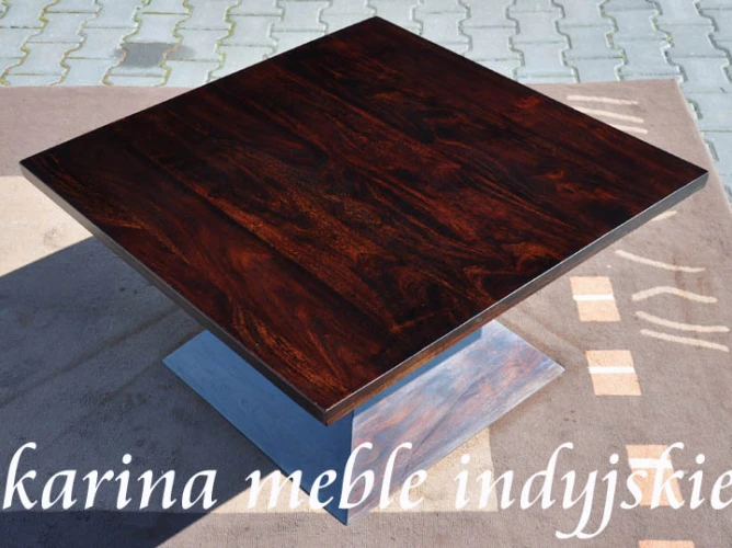 Stolik klasyczny LD-483 – drewniany blat i proste nogi