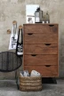 sypialnia industrialna | komoda Organic Loft light walnut