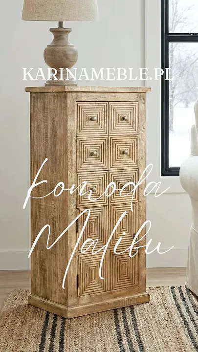 Prezentacja wideo: Rustykalna komoda drewniana ryflowanymi frontami postarzana z litego drewna mango – Meble Rustykalne